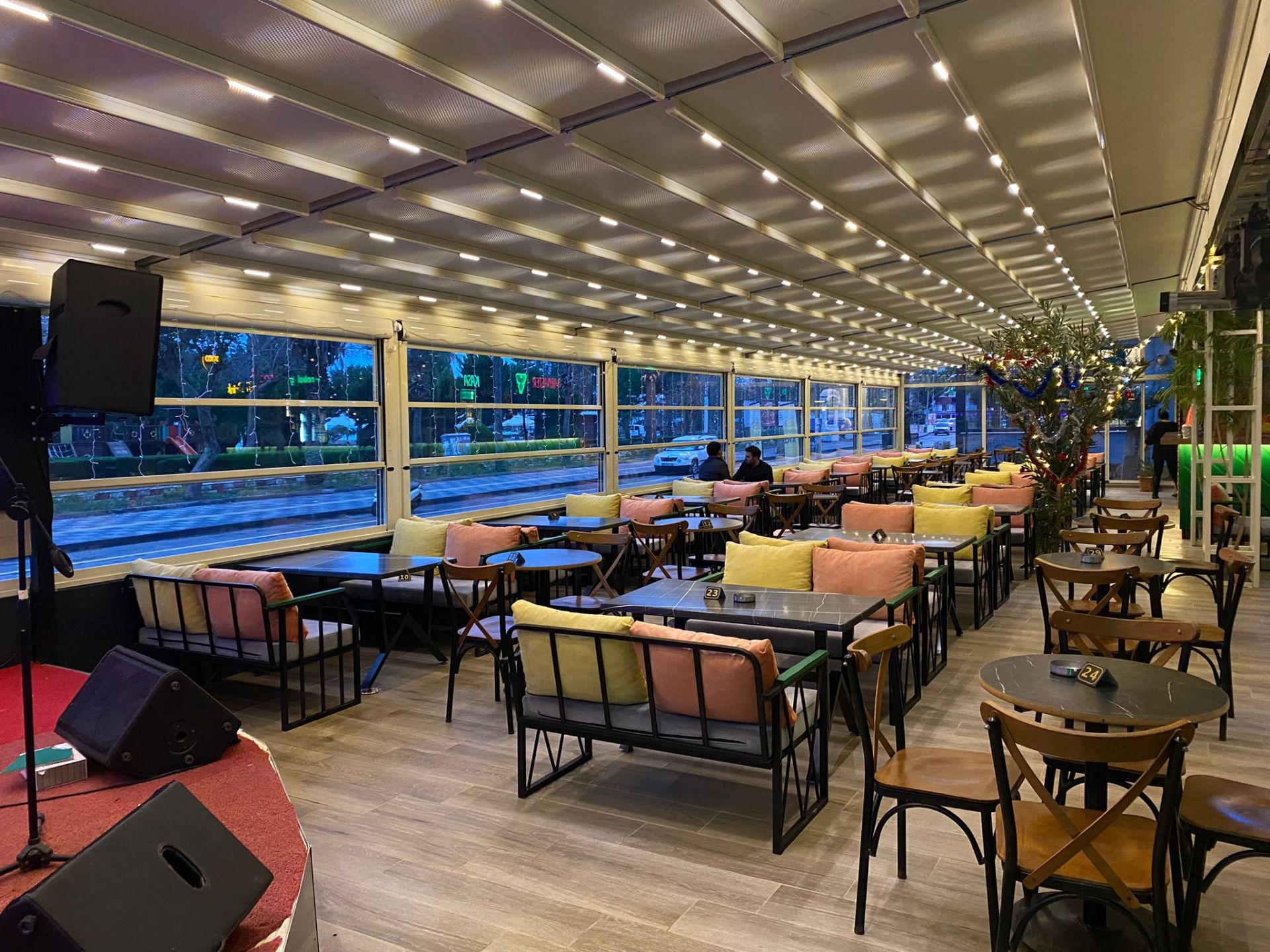 Giyotin Cam Sistemleri