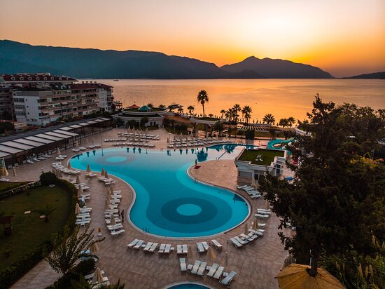 Oteller & Sosyal Alanlar